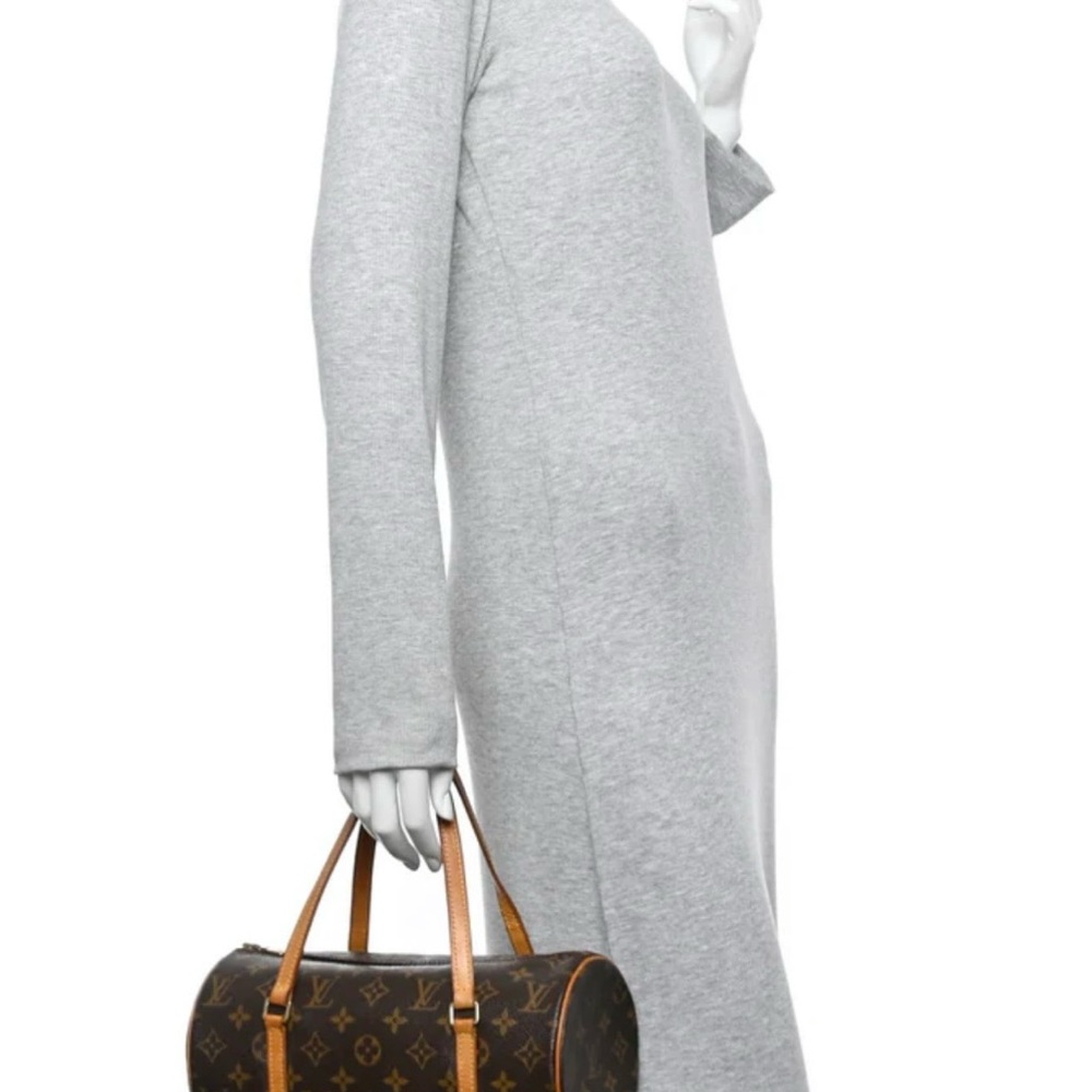 Louis Vuitton Monogram Canvas Papillon bag 💯Authentic PRICED TO SALE ✅💯🌻